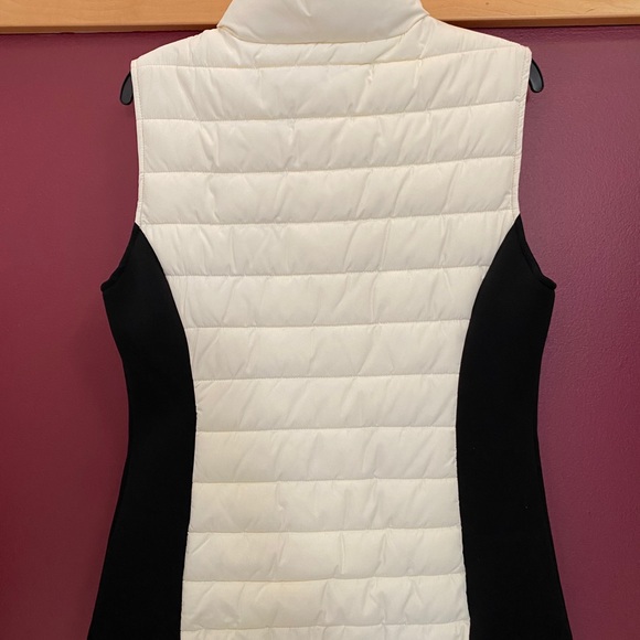 Calvin Klein women’s vest - Picture 2 of 2